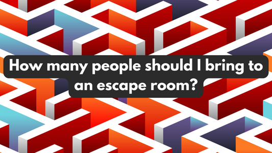 How many people should I bring to an escape room?